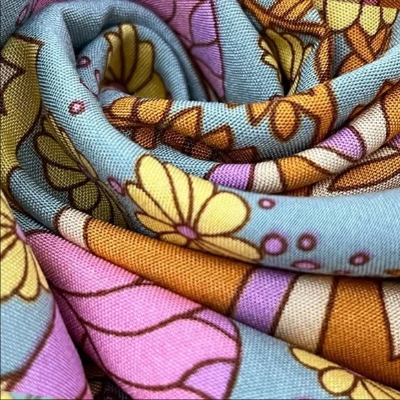 Boho Plus Size Floral Print Lace Trim Long Sleeve Dress - Picture 7 of 10